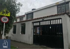 Bogotá,Cundinamarca,4 Bedrooms Bedrooms,3 BathroomsBathrooms,Casa,1118